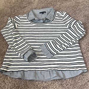 Tommy Hilfiger Women's Striped Sweater in Navy and White